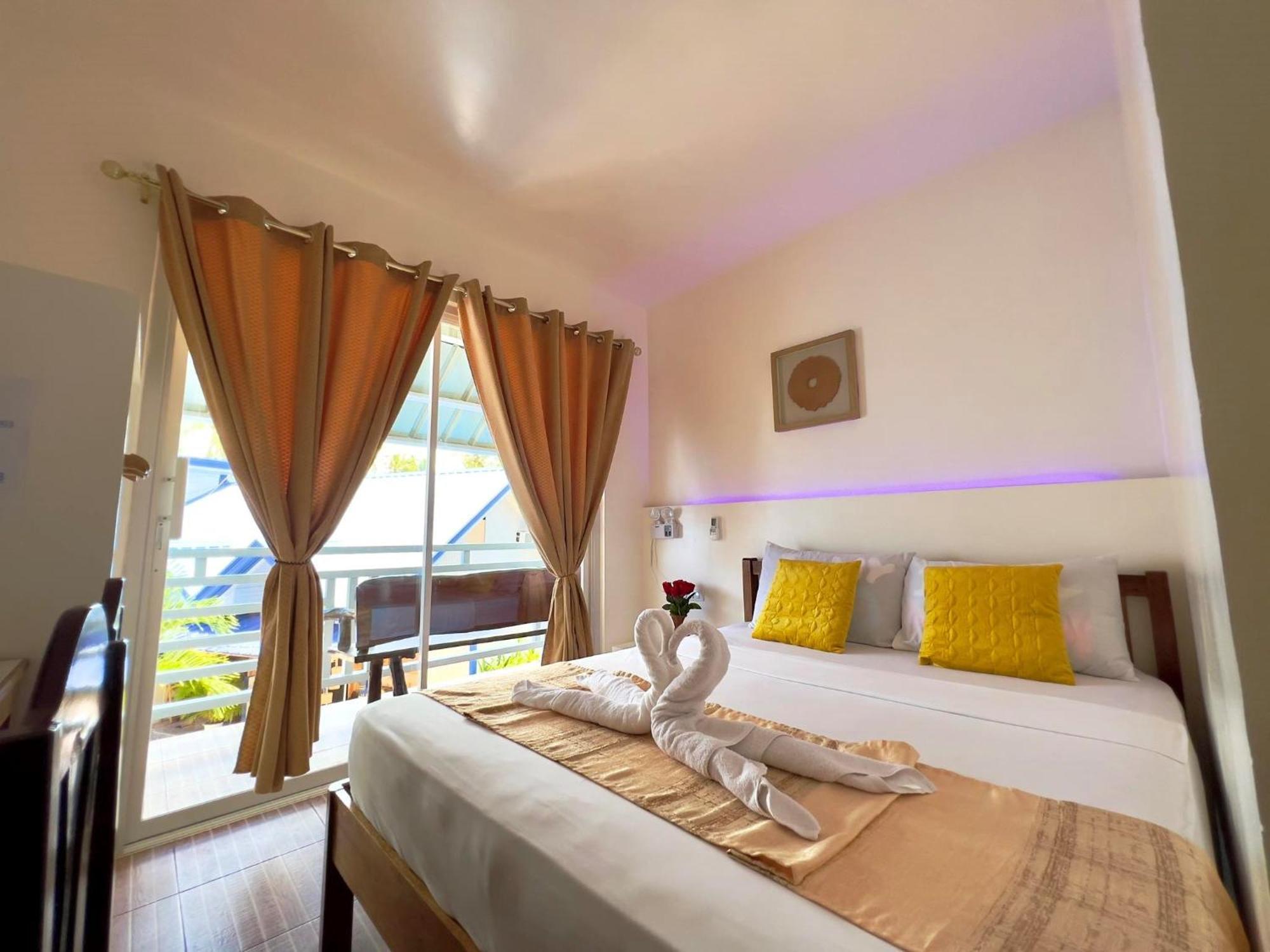 Foxtail Siargao Island Guesthouse General Luna  Luaran gambar